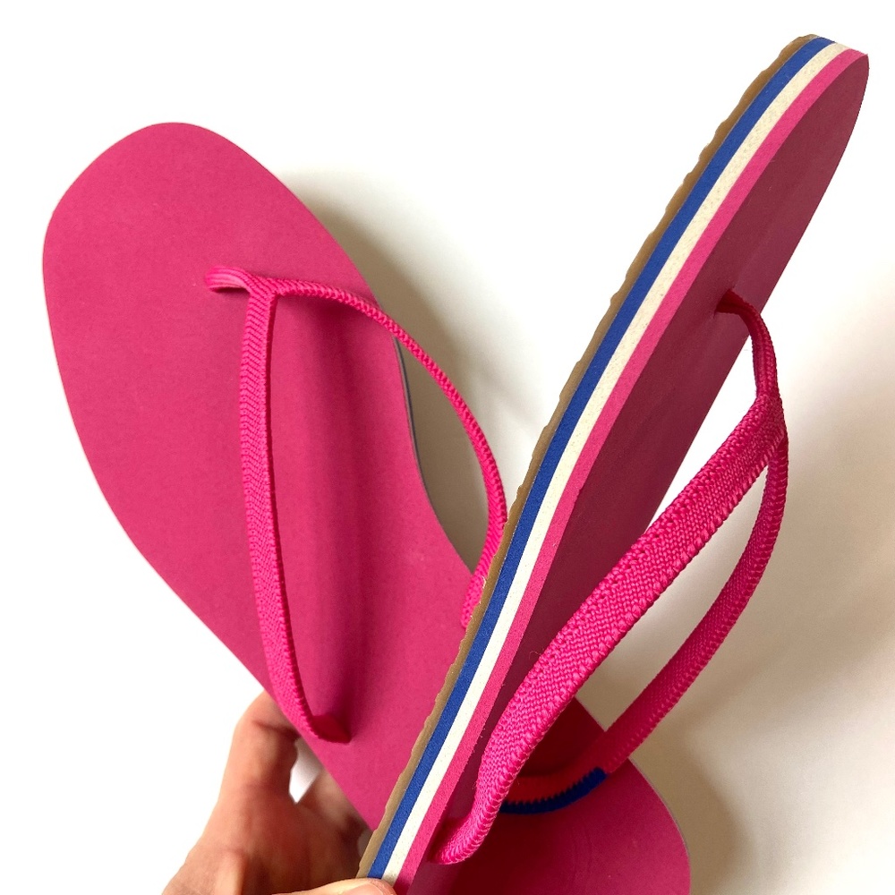 Rothy's Flamingo Flip Flops Size 10 Never Been Worn, New with Box Style #035-002